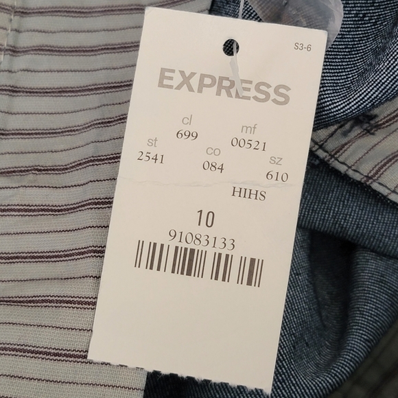 Express Editor Low Rise Crop Jeans - Picture 10 of 10